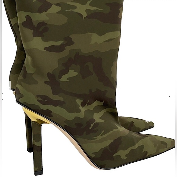 Good American High Kickstand Camo
Over The Knee Boots Size 9 NWIB - Picture 2 of 11